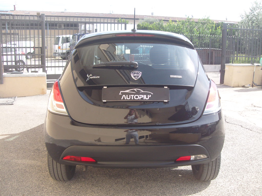 LANCIA NEW YPSILON 1.0 HYBRIDE 2022